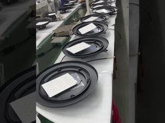 As luzes clássicas do pátio europeu estão prontas para ser enviadas!