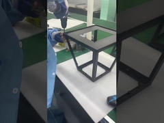 Luz de pátio à prova d'água com forma histórica usada em estradas e parques urbanos.